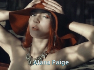 Alana_Paige