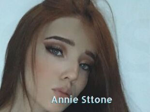 Annie_Sttone