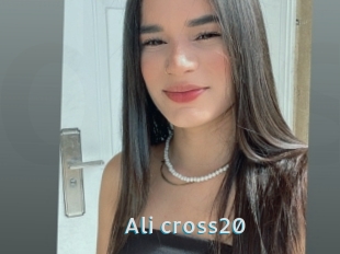 Ali_cross20