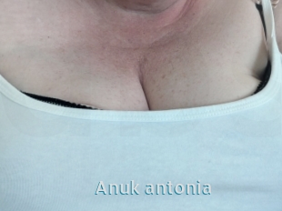 Anuk_antonia