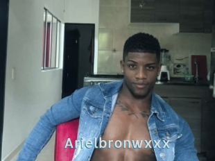 Arielbronwxxx