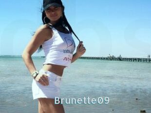 Brunette09