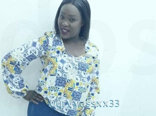 Curvyassxx33