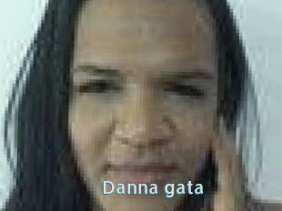 Danna_gata