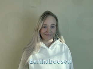 Earthabeeson