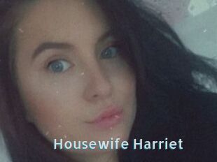 Housewife_Harriet