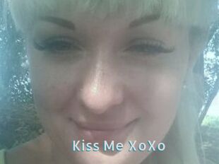 Kiss_Me_XoXo