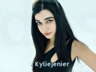 Kyliejenier
