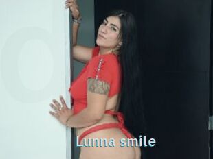 Lunna_smile