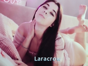 Laracrow