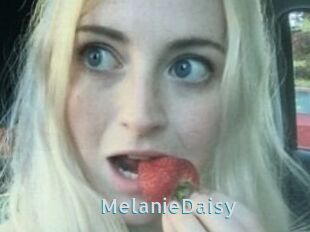 Melanie_Daisy