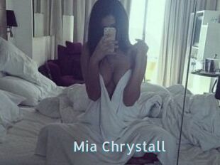 Mia_Chrystall