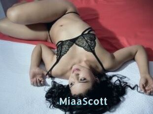 MiaaScott