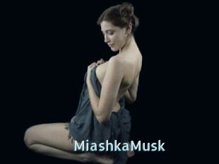 MiashkaMusk