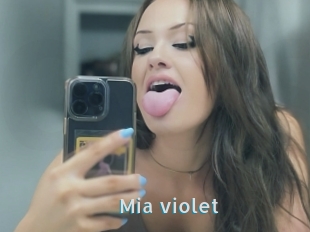 Mia_violet
