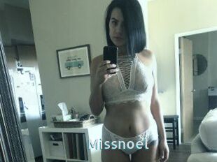 Miss_noel