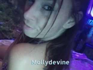 Mollydevine