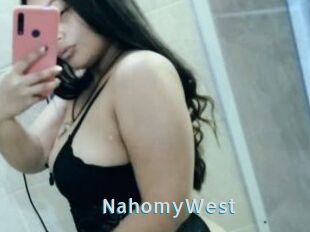 NahomyWest