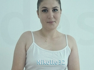 Nikolle32