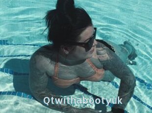 Qtwithabootyuk