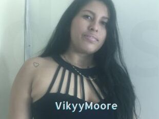 VikyyMoore